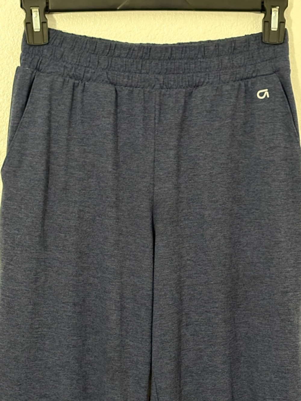 Gap Fit Relaxed Brushed Tech Jersey Straight Leg Pants - Picture 3 of 7